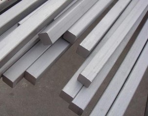 304不銹鋼方鋼 特性、價(jià)格與采購(gòu)指南